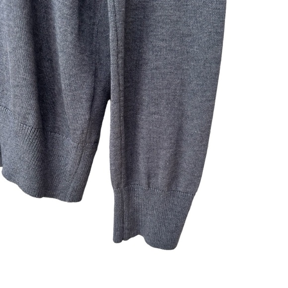 Banana Republic Men’s Silk Cashmere V-Neck Pullover Sweater,  Medium - Picture 3 of 7